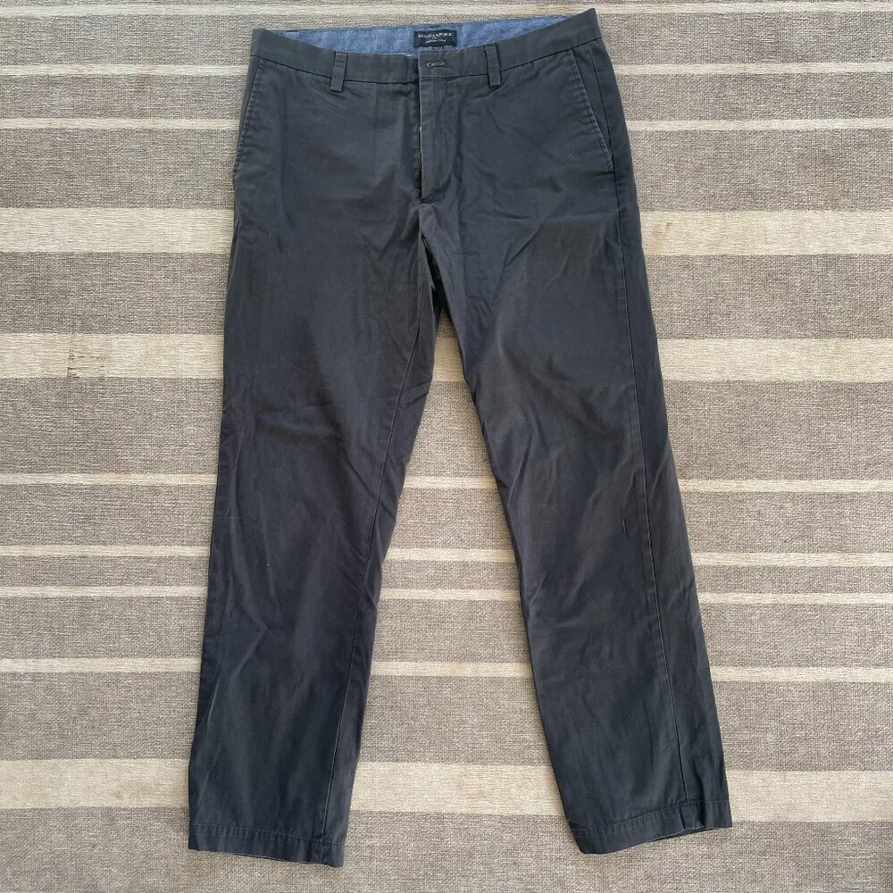 Banana Republic Men's Emerson Chino 35x34